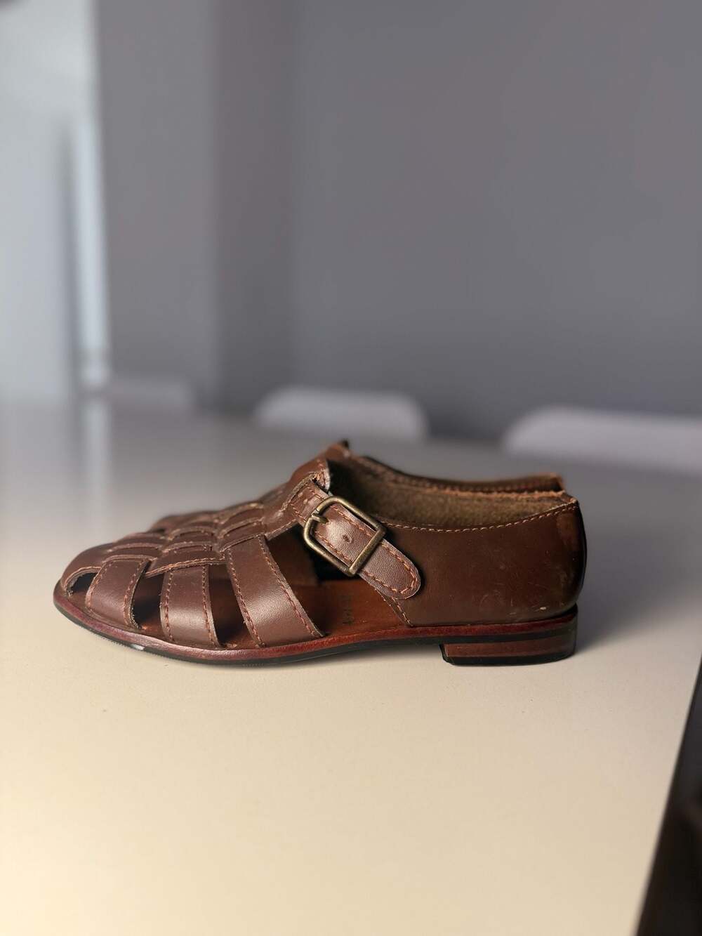 Fred Perry super sick Vintage 1990s Brown Leather Woven Fisherman Sandals US 5B